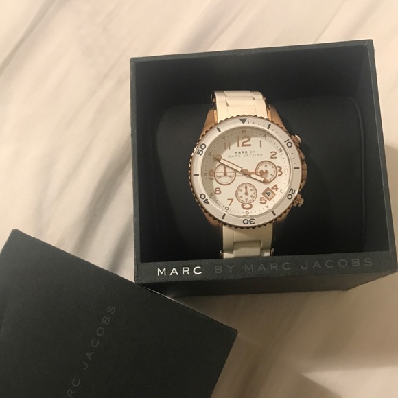 Marc Jacobs Women\'s White/ Rose Goldtone Watch main image 5